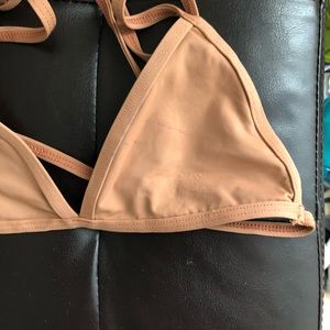 Dippin daisies nude triangle bikini top